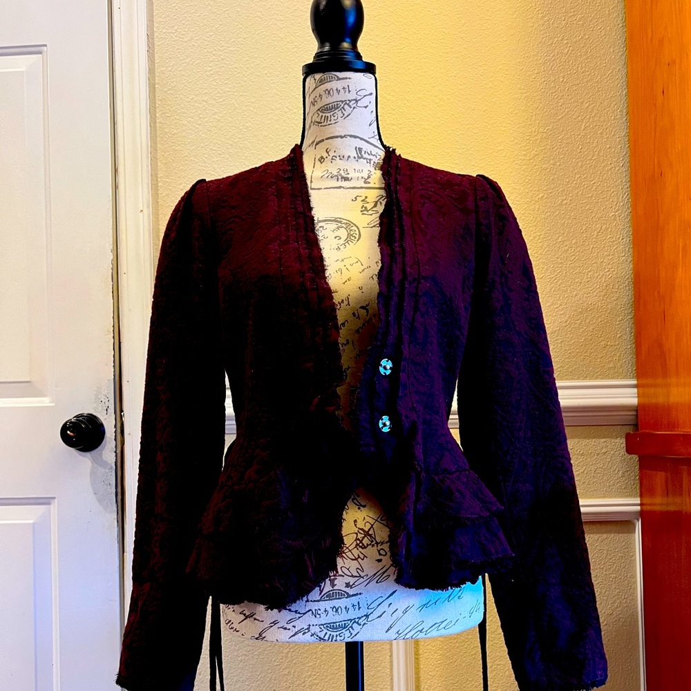 Beaut vintage jacket great details